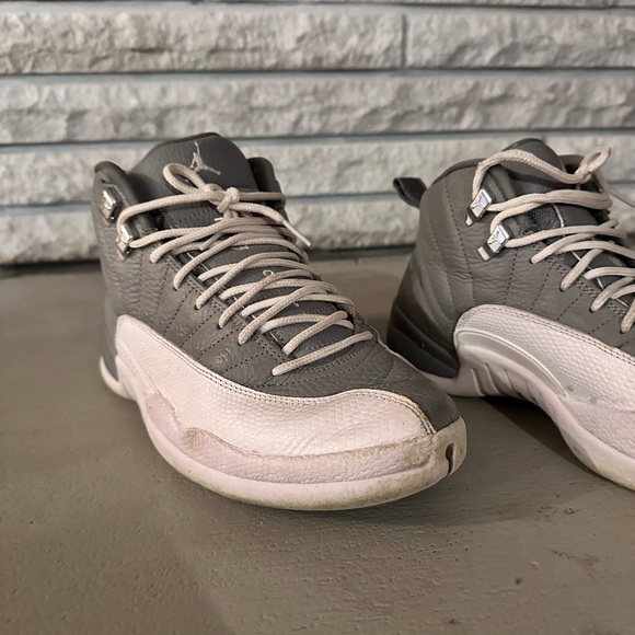 Jordan’s size 8 teen/men - Picture 4 of 6